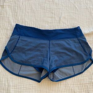 Lululemon blue Speed Up shorts 2.5”